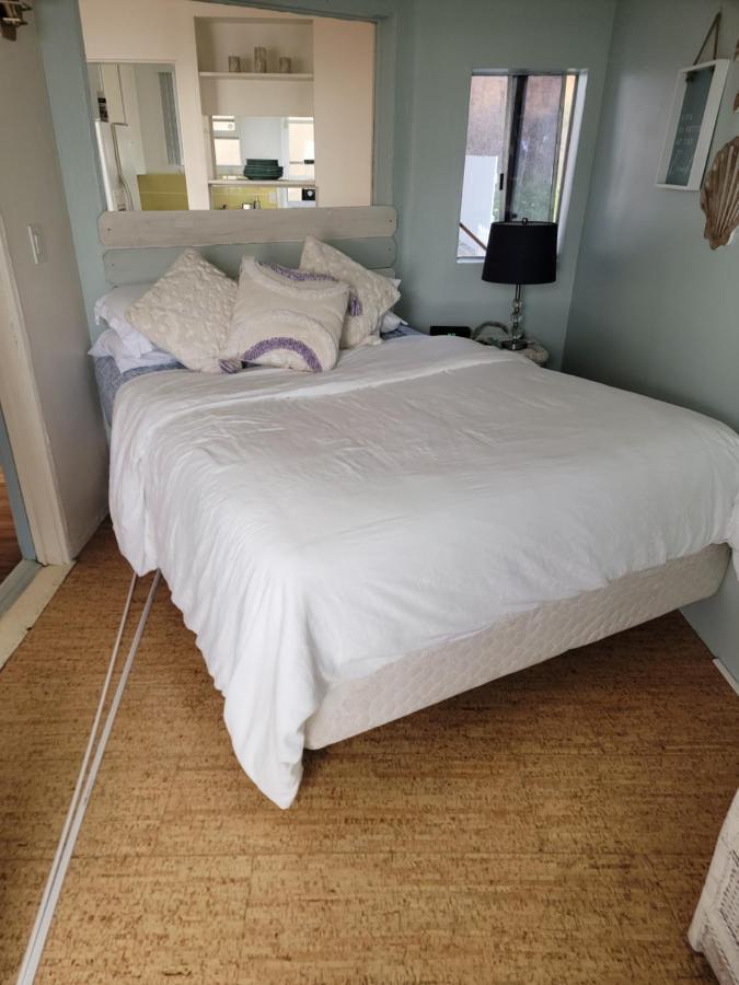 Beachfront Cottage Upper Unit Oceanside Eksteriør billede
